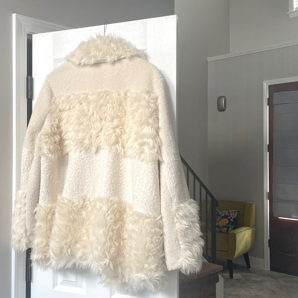 Kensie Ivory Patchwork Mixed Faux Fur Coat | Size XL - Picture 3 of 10